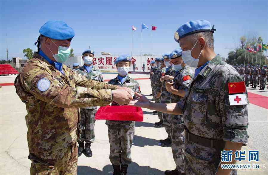 （国际）（1）中国赴黎巴嫩维和官兵被授予联合国勋章