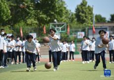 河北：莘莘学子怡悦迎高考 释放压力自信奔未来