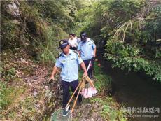 休宁县月潭湖镇：“三牌”齐发推动库区生态环境专项整治