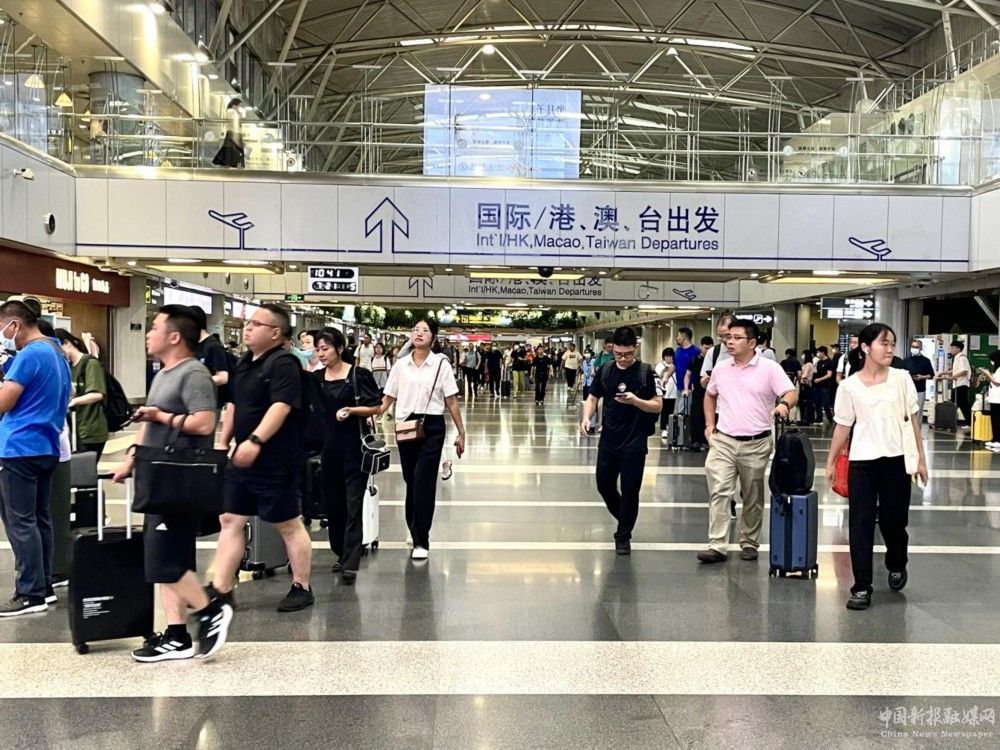 暑运期间首都机场预计运送旅客1044万人次。首都机场供图