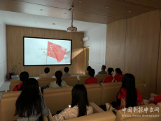 厦门大学师生参观衡南县洛夫文学艺术馆