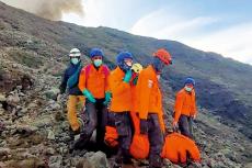 印尼火山喷发 死亡人数增至22人