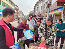 绥宁县黄土矿镇：禁毒宣传进集市 奏响禁毒主旋律