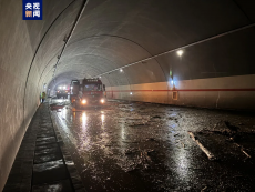 40小时连续抢险 陕西四条水毁高速公路全面恢复通行